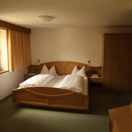 Gasthof Pension Roessl Nova Ponente Exterior foto